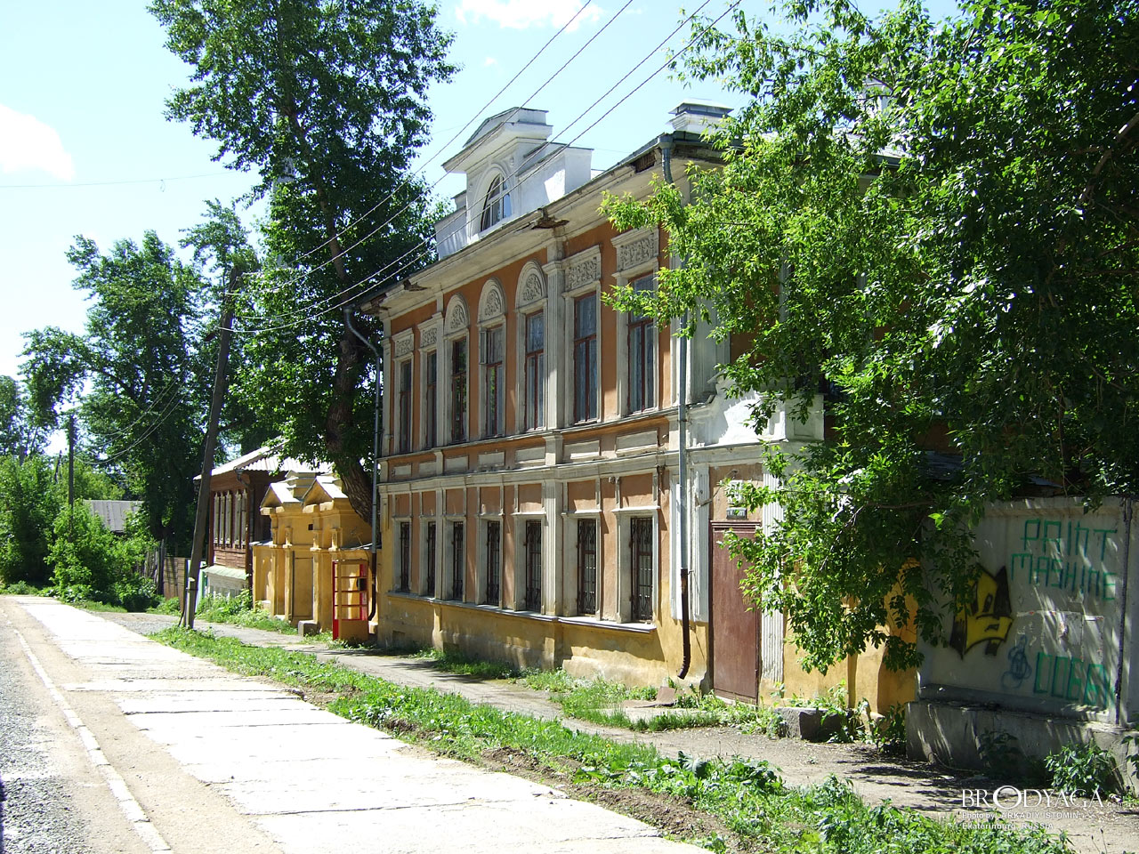 Городская усадьба купца Деласье Е.А., Максима Горького 34, Екатеринбург (Ekaterinburg)